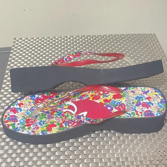 Brighton Posies Flip Flops/Thongs - Picture 2 of 5